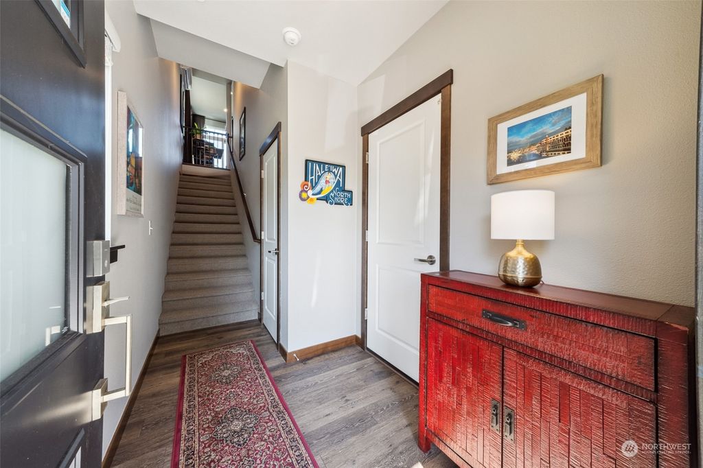 Photo of 179 SW 185th Lane, Normandy Park, WA 98166 (MLS # 2143321)