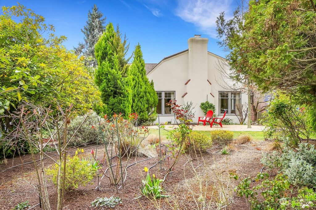 Photo of 3333 S Mt Baker Boulevard, Seattle, WA 98144 (MLS # 2220651)