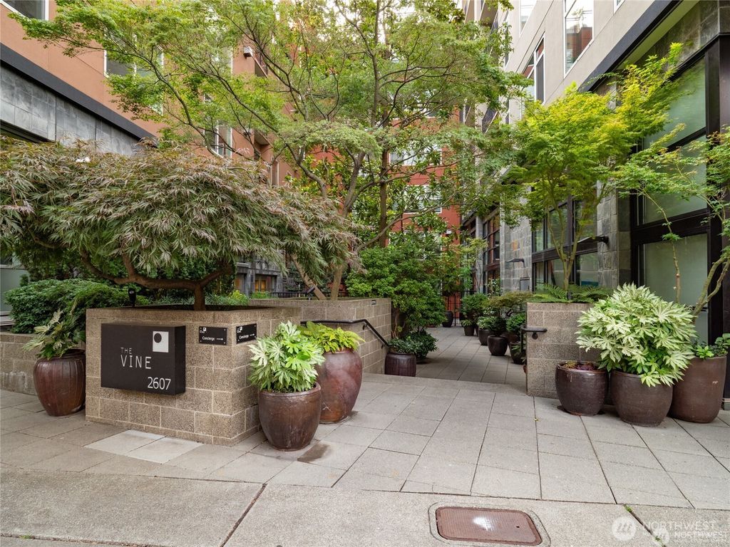 Photo of 2607 Western Avenue #612, Seattle, WA 98121 (MLS # 2455582)