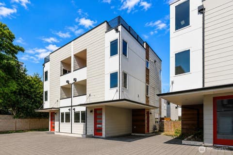 Photo of 1530 13th Avenue S #D, Seattle, WA 98144 (MLS # 2561953)