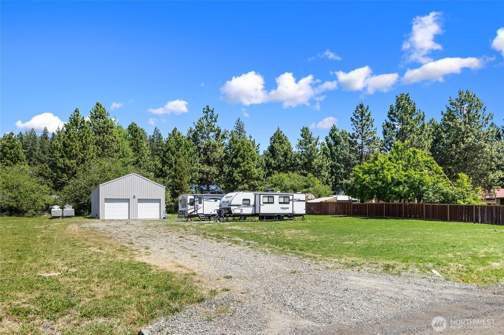 Photo of 161 Coal Spur Lane, Ronald, WA 98940 (MLS # 2534060)
