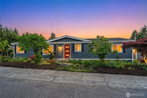 Photo of 17138 117th Court NE, Bothell, WA 98011 (MLS # 2534101)