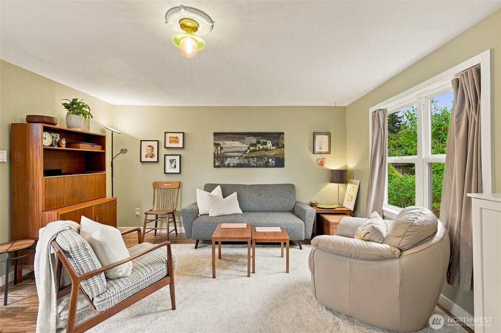 Photo of 3023 NE 133rd Street, Seattle, WA 98125 (MLS # 2563750)
