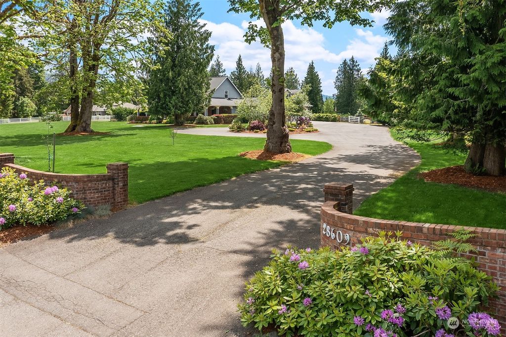 Photo of 28609 SE 258th Street, Ravensdale, WA 98051 (MLS # 2073278)