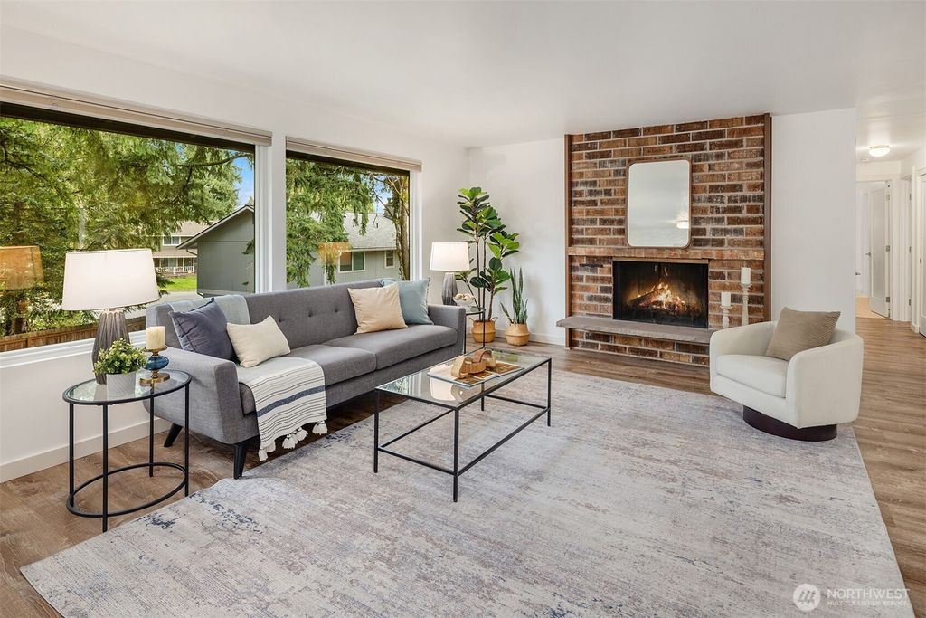 Photo of 6910 150th Avenue NE, Redmond, WA 98052 (MLS # 2469689)