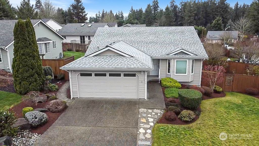 Photo of 20113 SE 258th Place, Covington, WA 98042 (MLS # 2183557)