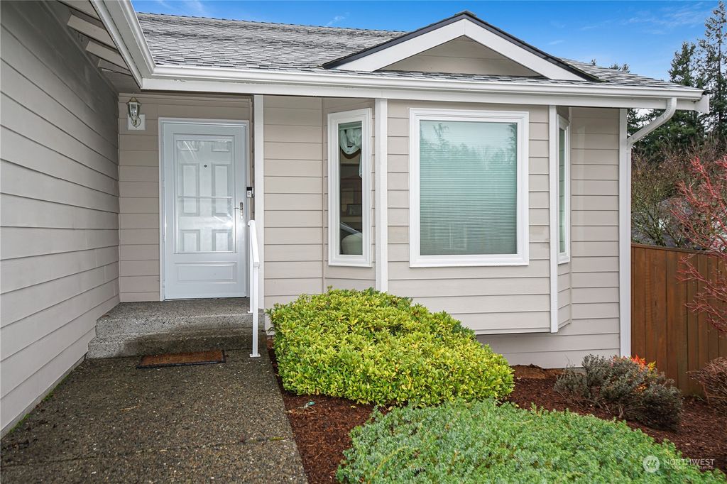 Photo of 20113 SE 258th Place, Covington, WA 98042 (MLS # 2183557)