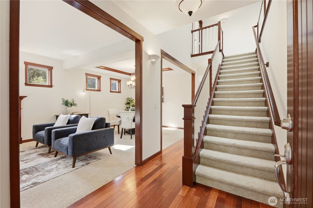 Photo of 1414 Lake Roesiger Drive, Snohomish, WA 98290 (MLS # 2592694)