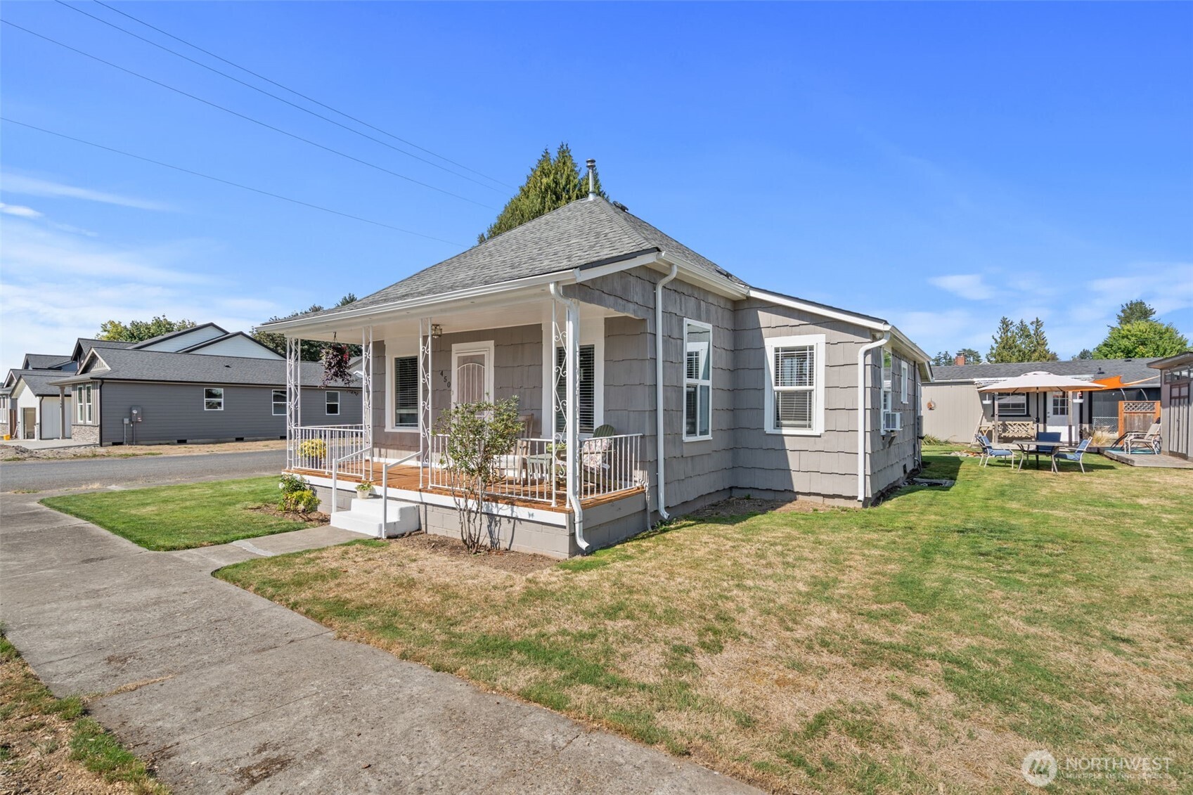 450 Cedar St