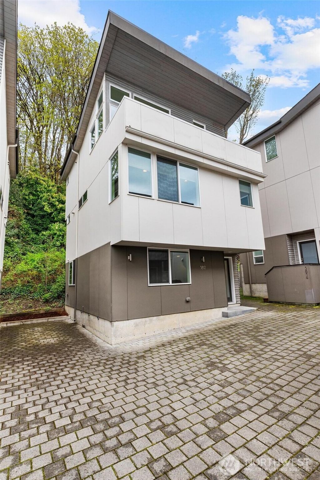 Photo of 3812 22nd Avenue SW, Seattle, WA 98106 (MLS # 2503720)