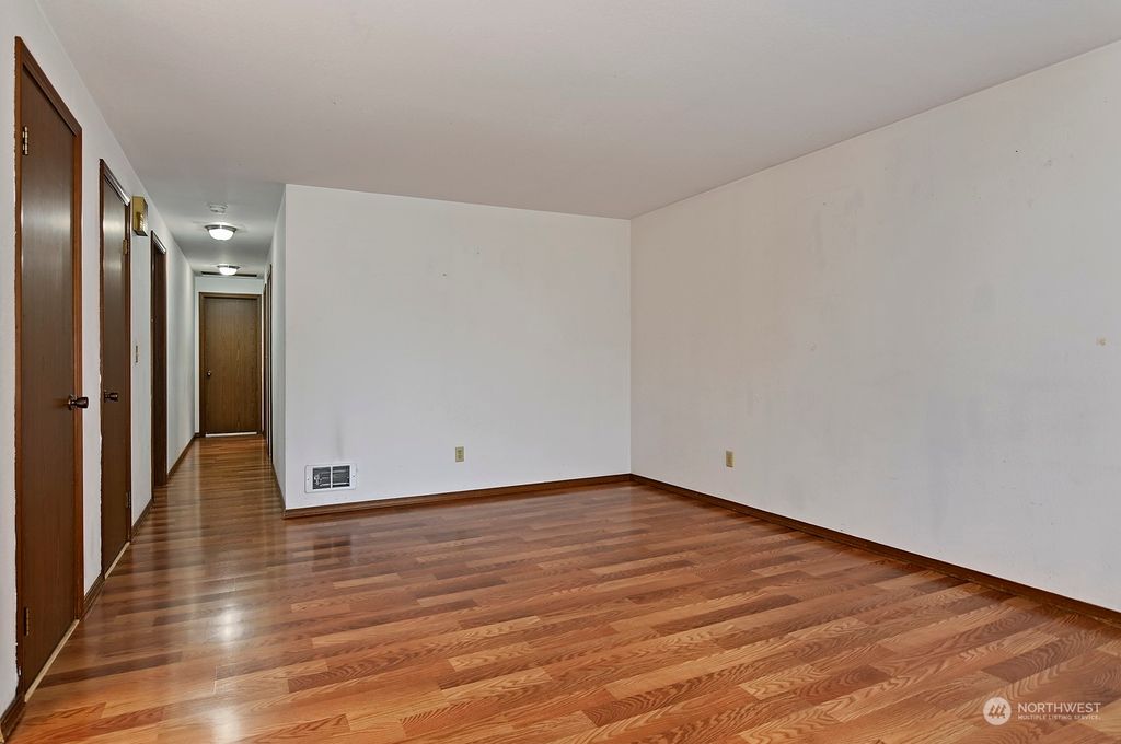 Photo of 1221 232nd Place SW, Bothell, WA 98021 (MLS # 2037718)