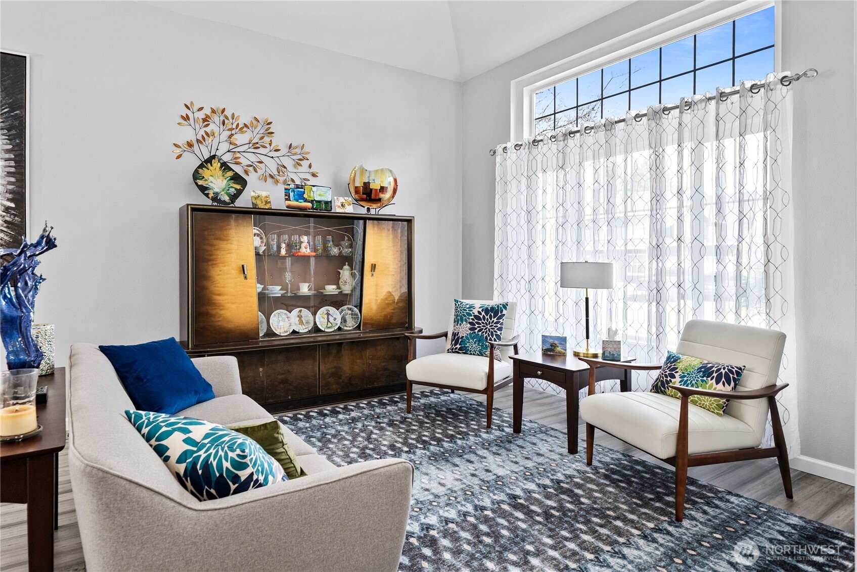 8910 180th Street Ct E