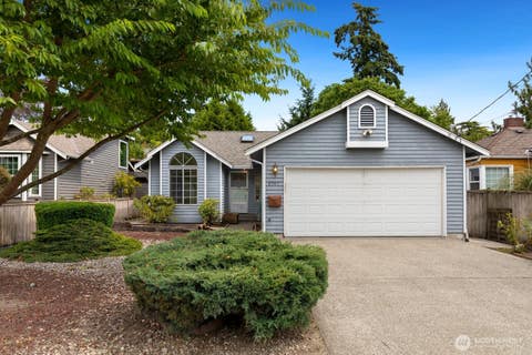 Photo of 8548 1st Avenue NE, Seattle, WA 98115 (MLS # 2558422)
