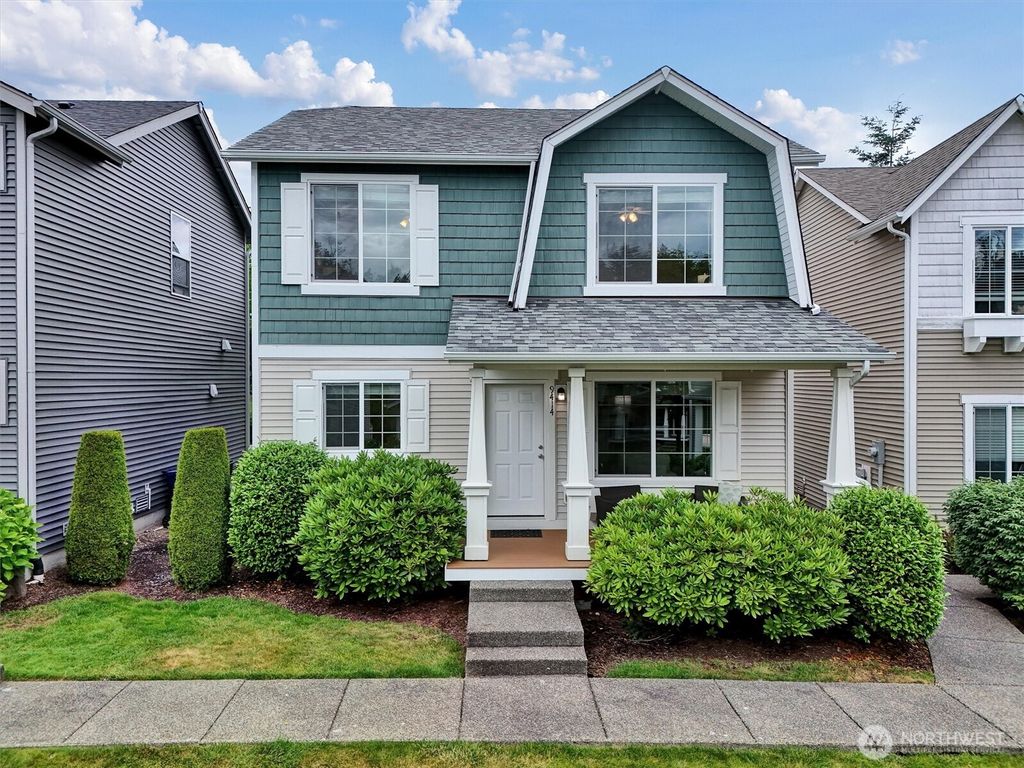 Photo of 9414 hancock Avenue SE, Snoqualmie, WA 98065 (MLS # 2393843)
