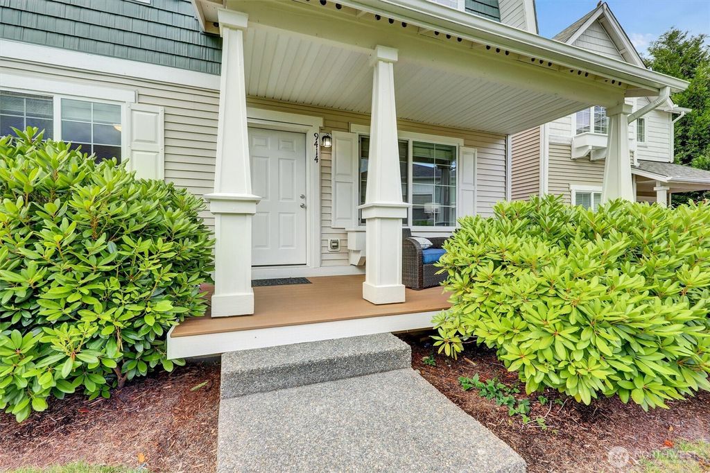 Photo of 9414 hancock Avenue SE, Snoqualmie, WA 98065 (MLS # 2393843)