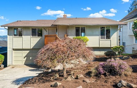 Photo of 9928 64th Avenue S, Seattle, WA 98118 (MLS # 2478245)