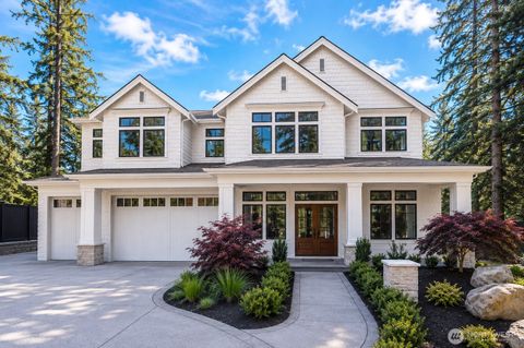 Photo of 14155 NE 46th Court, Bellevue, WA 98005 (MLS # 2528599)