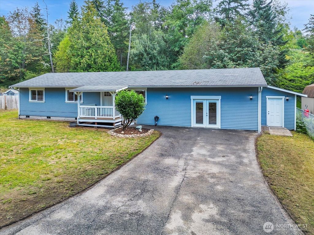 Photo of 592 Kodiak Avenue, Camano Island, WA 98282 (MLS # 2475493)
