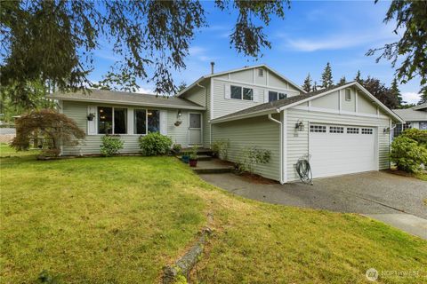 Photo of 3121 SW 313th Place, Federal Way, WA 98023 (MLS # 2537674)