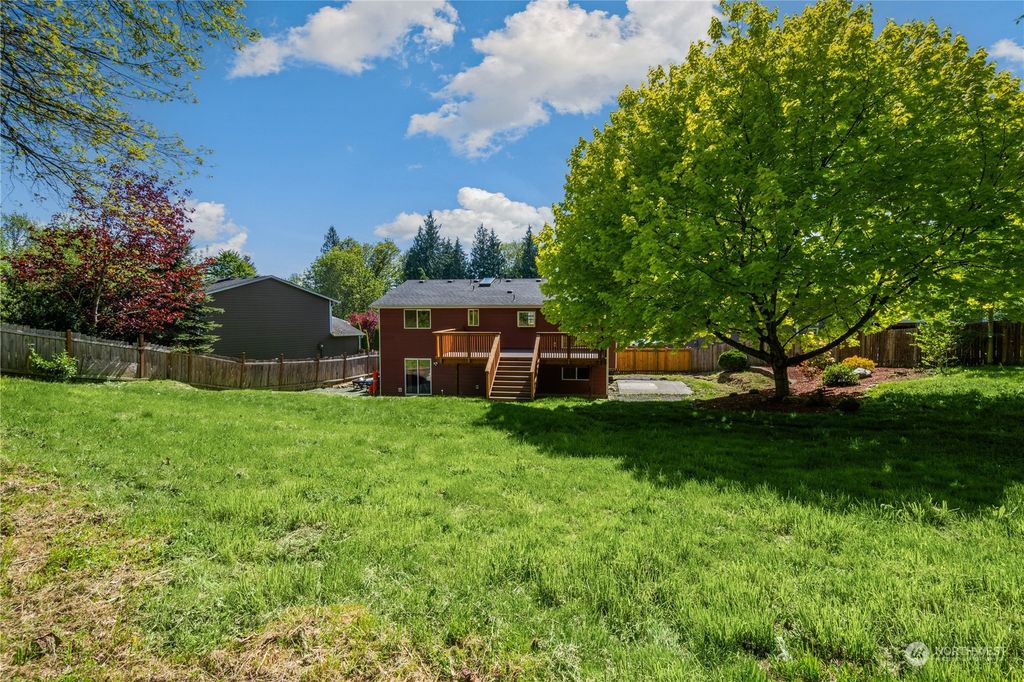 Photo of 11715 25th Street SE, Lake Stevens, WA 98258 (MLS # 2066116)
