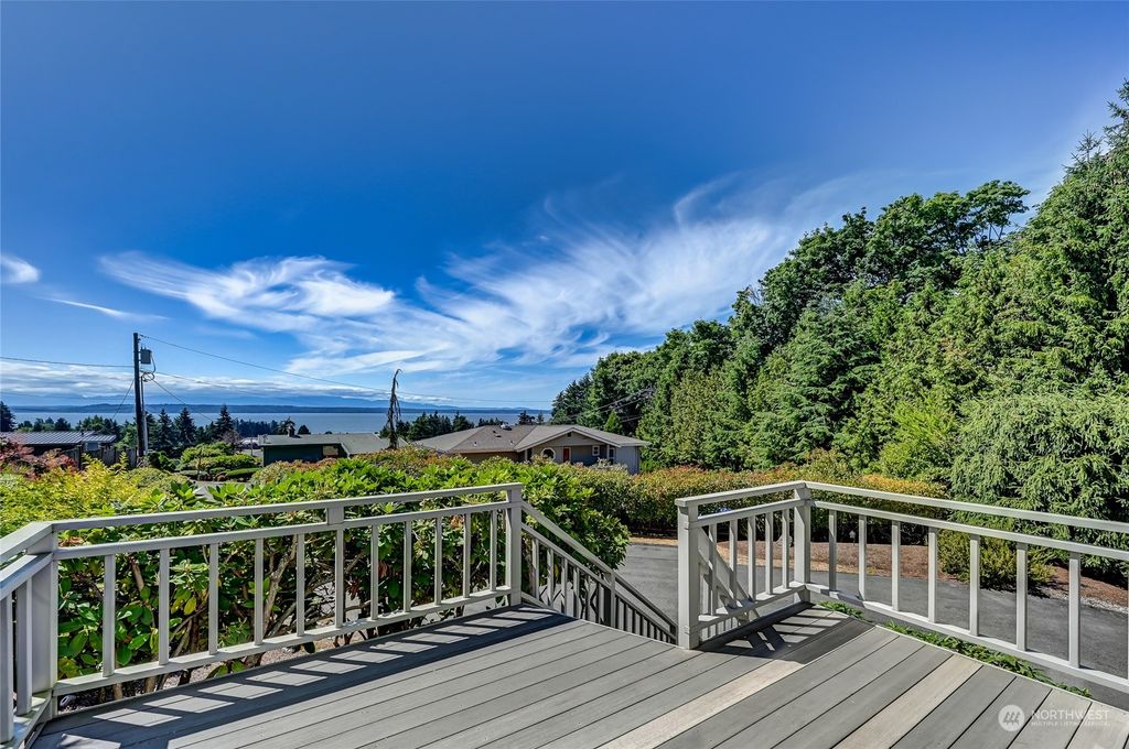Photo of 1312 11th Place N, Edmonds, WA 98020 (MLS # 2145837)