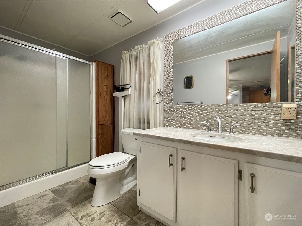 listing image 9360307187616524337
