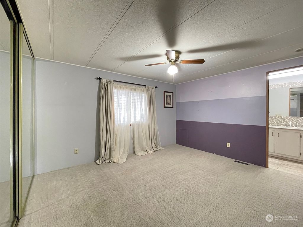 listing image 9365462917607838192