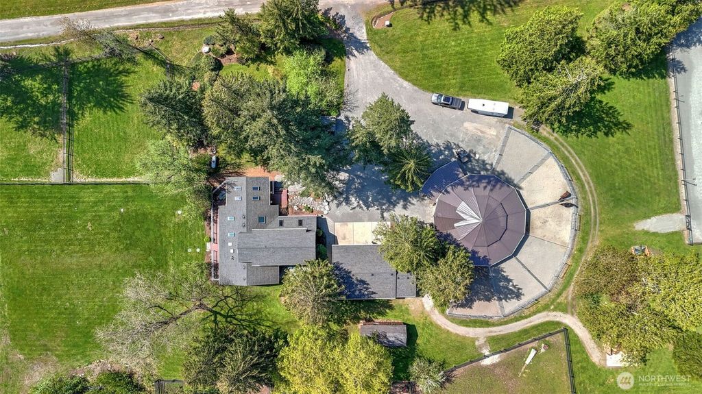 Photo of 8020 252nd Avenue NE, Redmond, WA 98053 (MLS # 2362974)