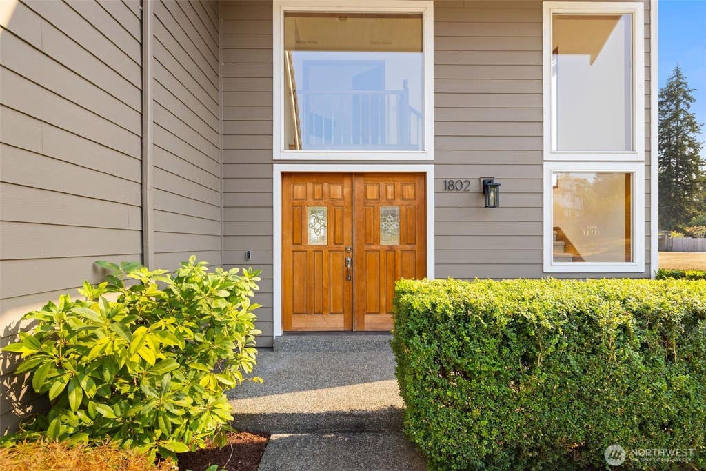 Photo of 1802 118th Avenue NE, Lake Stevens, WA 98258 (MLS # 2573012)