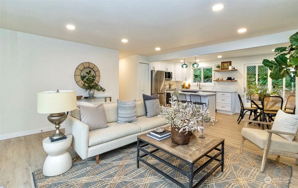 Photo of 11605 Glendale Way S, Seattle, WA 98168 (MLS # 2214116)