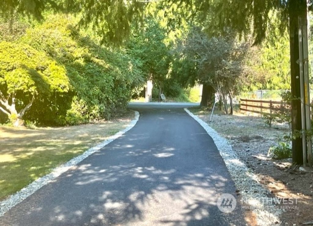 Photo of 23426 35th Avenue SE, Bothell, WA 98021 (MLS # 2156004)