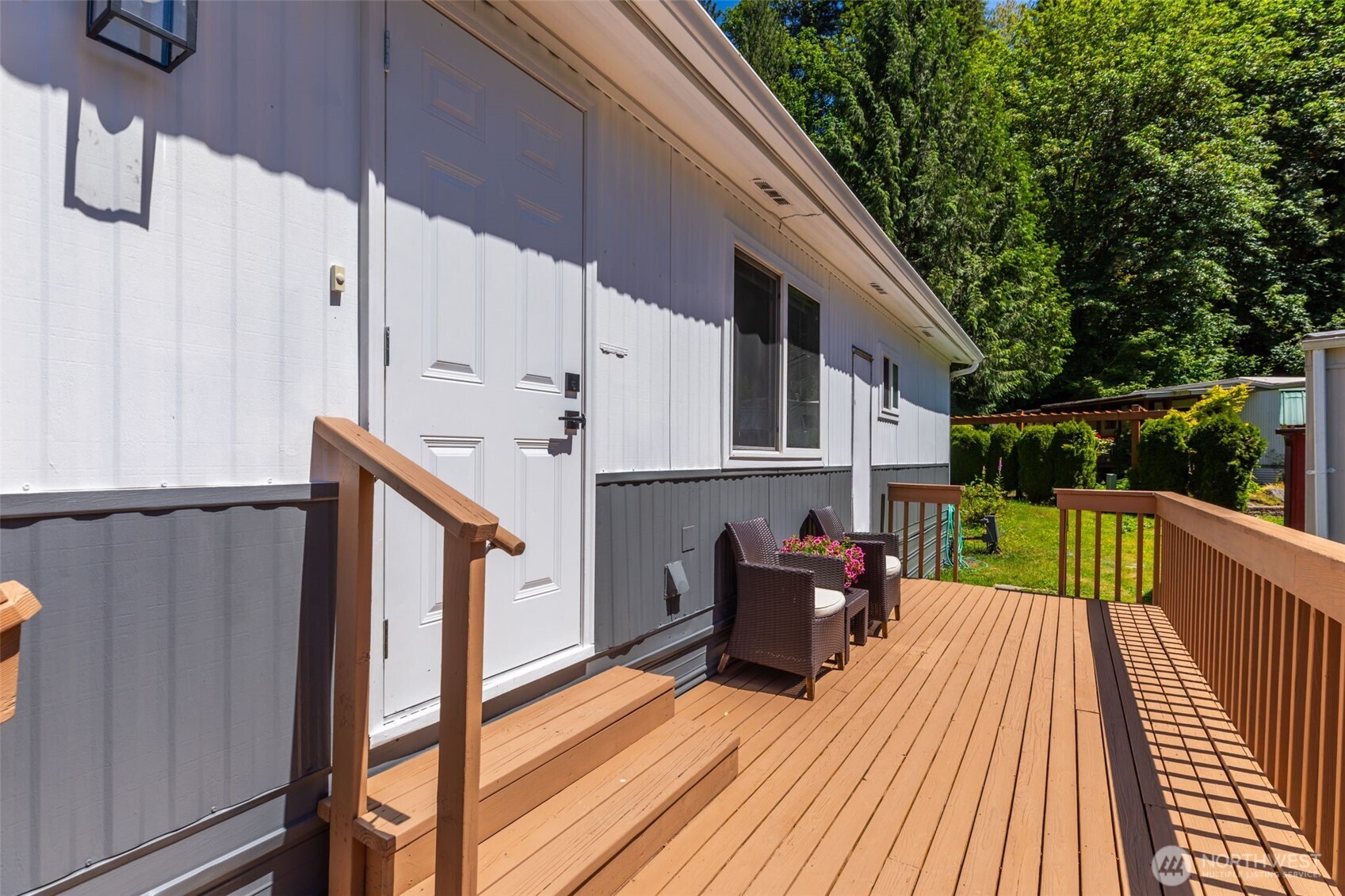 9512 315 Avenue SE 13