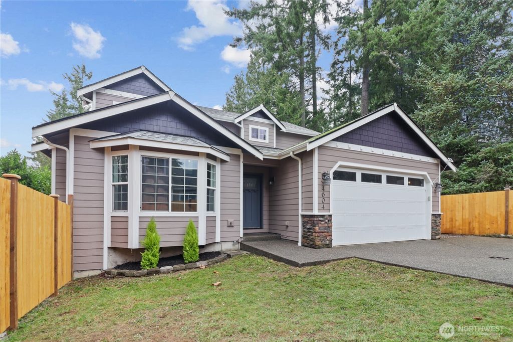 Photo of 4604 28th Avenue SE, Lacey, WA 98503 (MLS # 2461431)