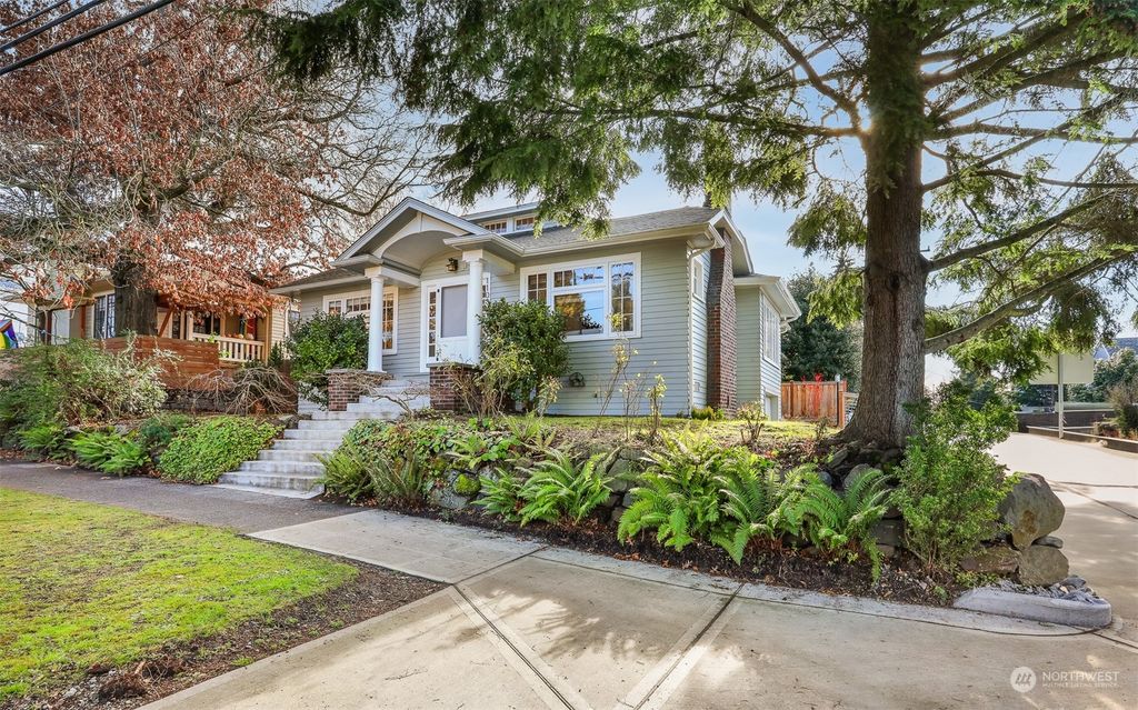 Photo of 1103 NE 55th Street, Seattle, WA 98105 (MLS # 2330005)