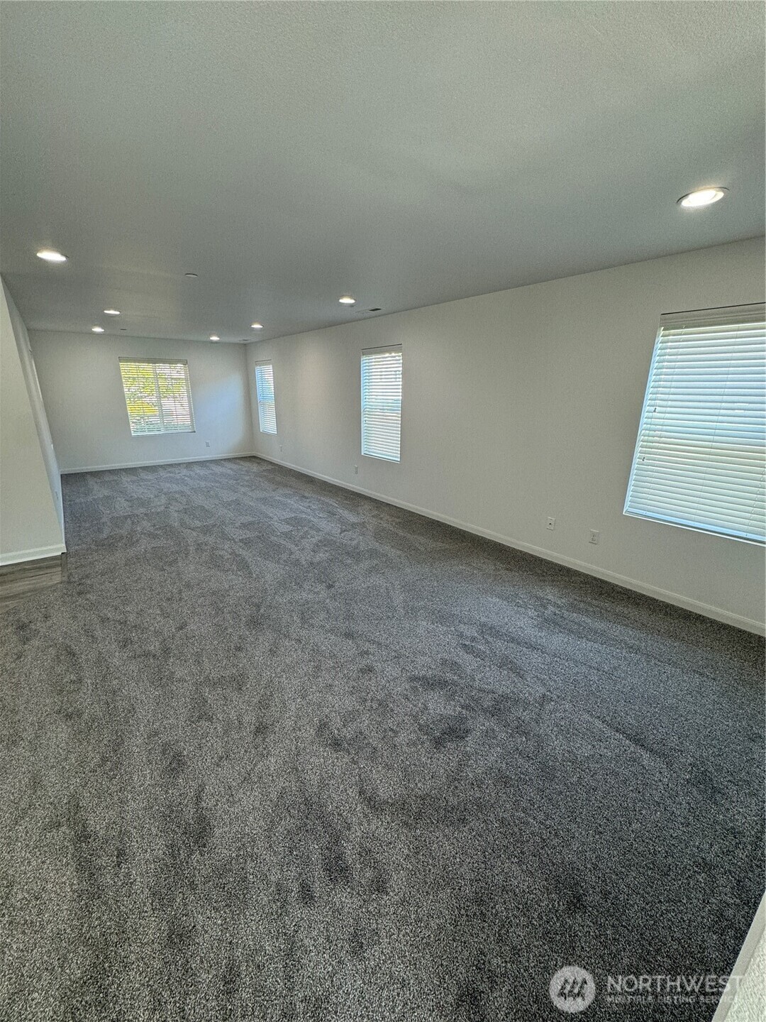 1077 Hiton Circle