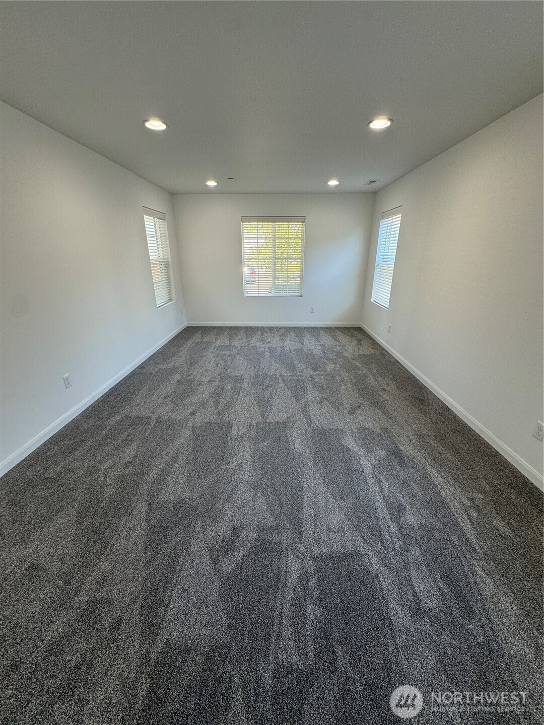 1077 Hiton Circle