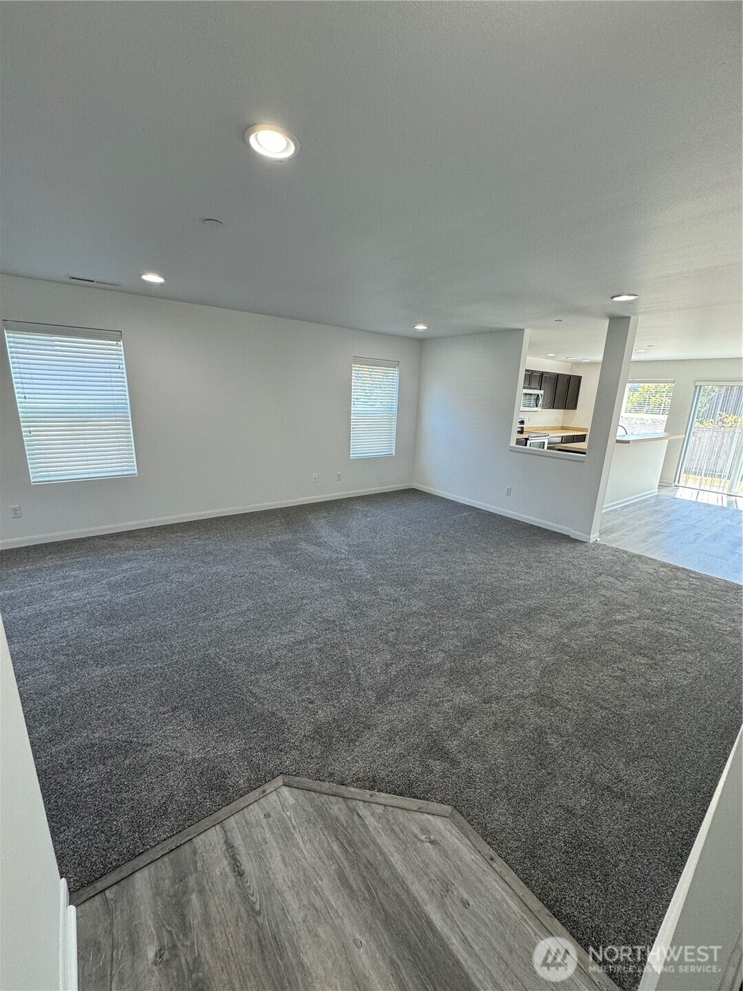 1077 Hiton Circle