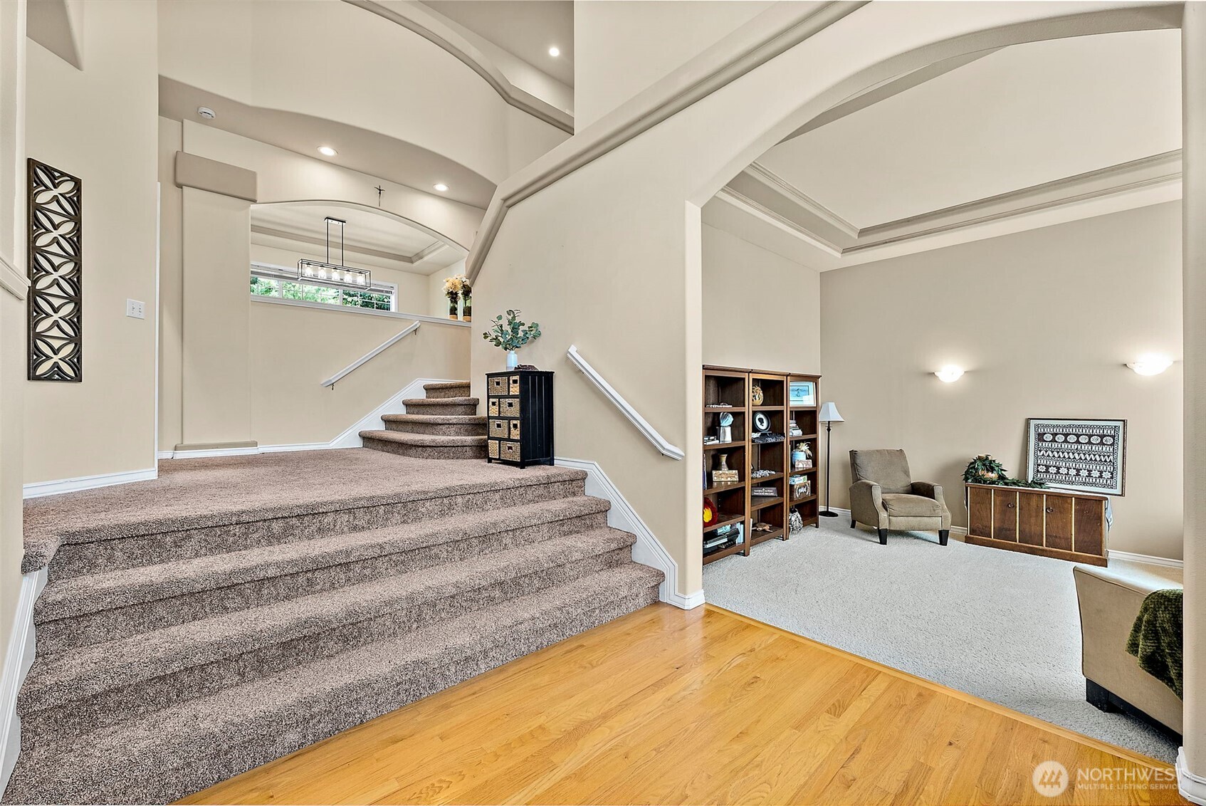 1811 Crystal Lane Loop SE