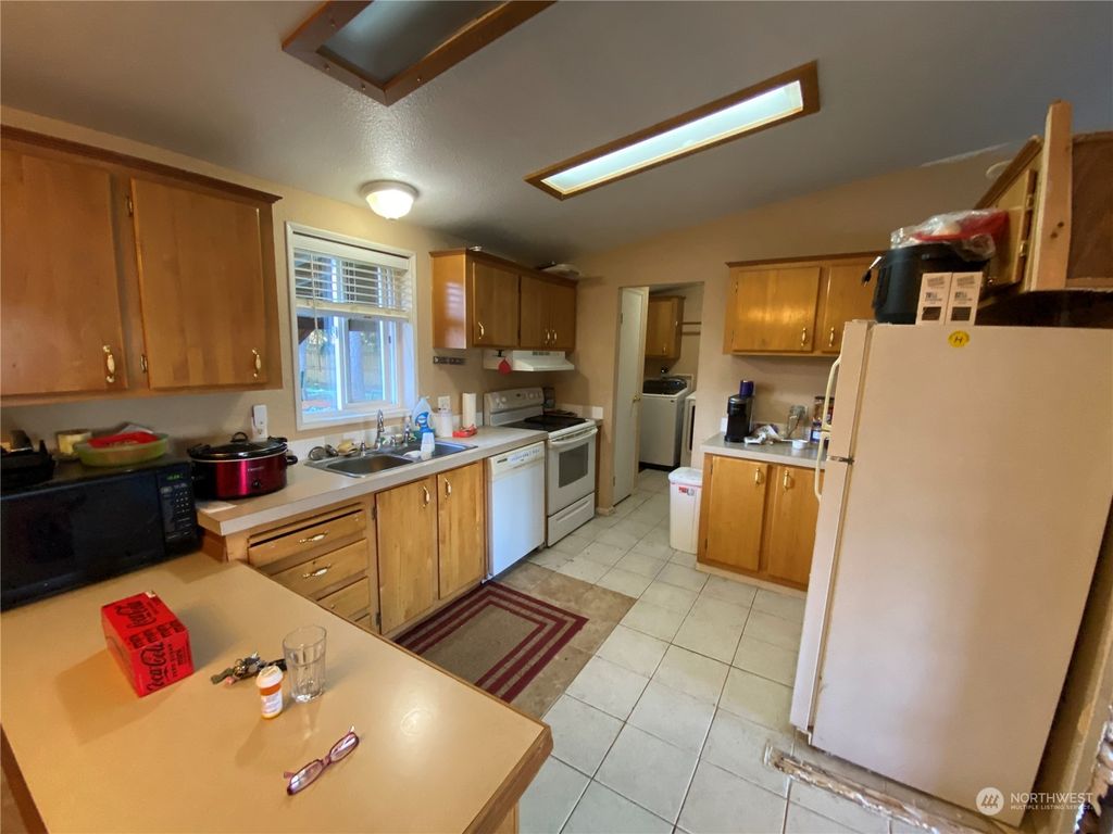 Photo of 28724 236th Avenue SE, Maple Valley, WA 98038 (MLS # 2175922)
