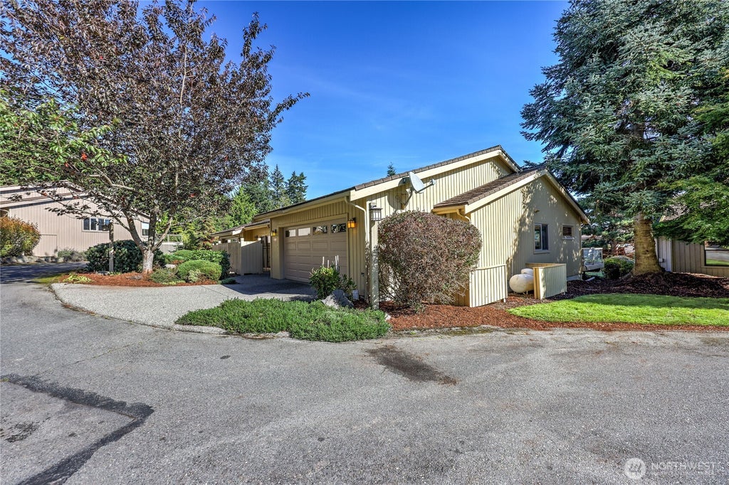 Photo of 52 Bluff Lane #1, Port Townsend, WA 98368 (MLS # 2587922)