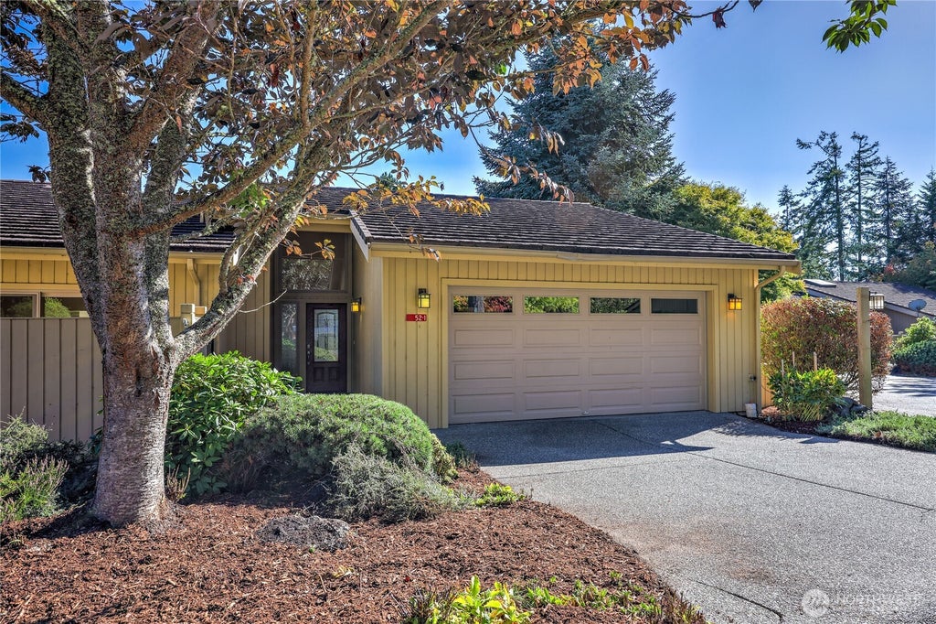Photo of 52 Bluff Lane #1, Port Townsend, WA 98368 (MLS # 2587922)