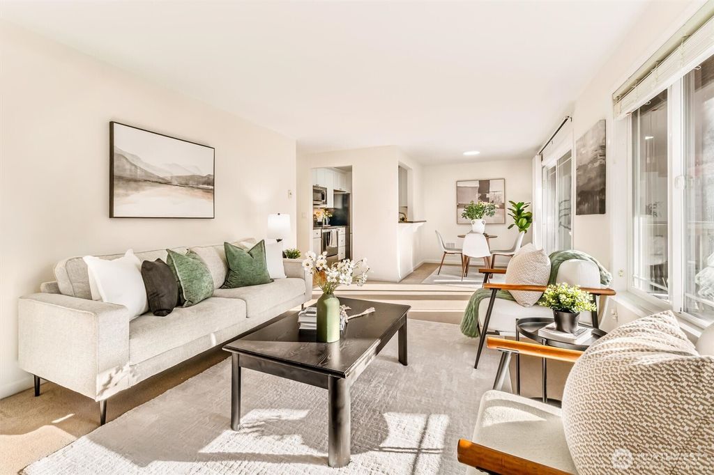 Photo of 501 141st Avenue SE #29, Bellevue, WA 98007 (MLS # 2502044)