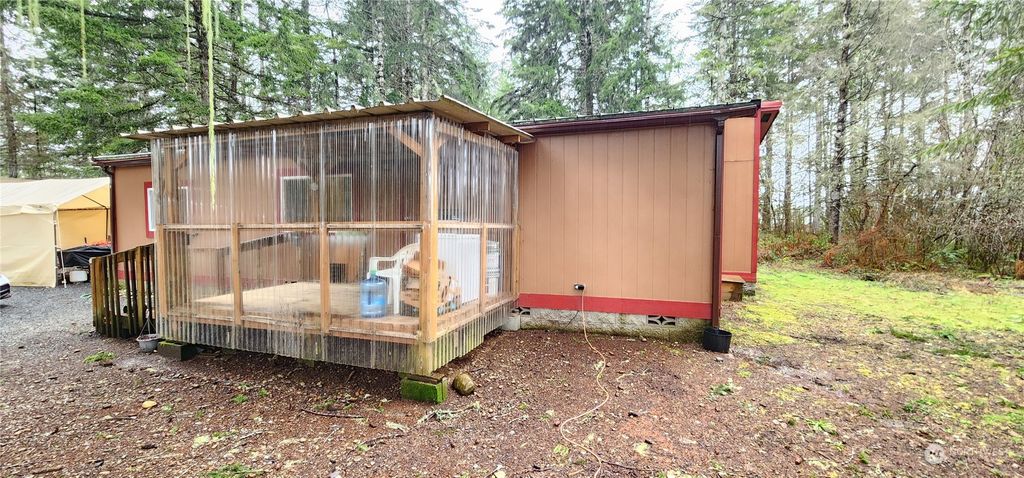listing image 9367815624762873747