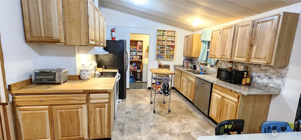listing image 9364495813912888720