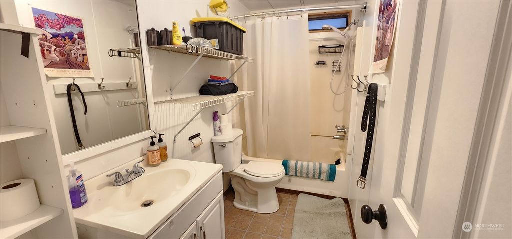 listing image 9366870777003902462