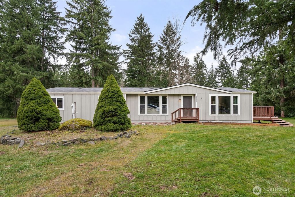 Photo of 32206 71st Avenue Avenue S, Roy, WA 98580 (MLS # 2486304)