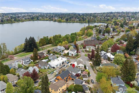 Photo of 6238 Woodlawn Avenue N, Seattle, WA 98103 (MLS # 2563849)