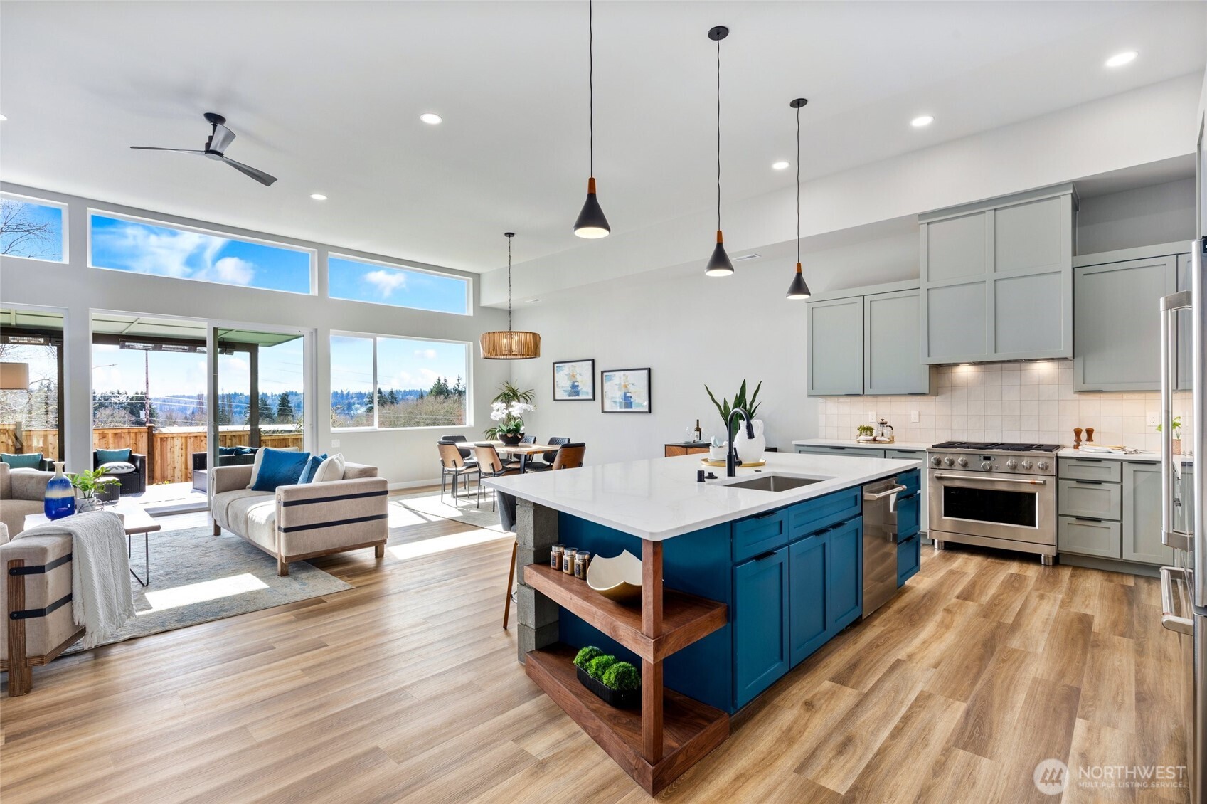 10035 NE 196th. Place