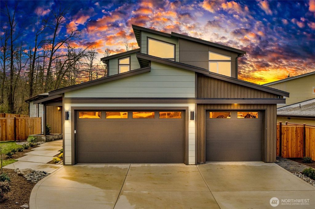 Photo of 10035 NE 196th. Place, Bothell, WA 98011 (MLS # 2488716)