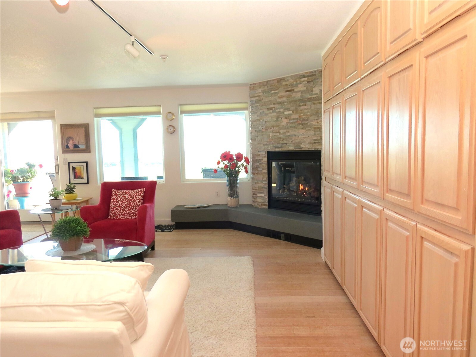 1599 E Ocean Shores Boulevard SW 2 E